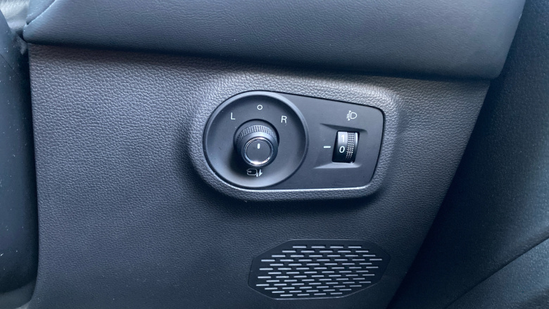 MG ZS 130kW SE EV 51kWh 5dr Auto Electric Hatchback